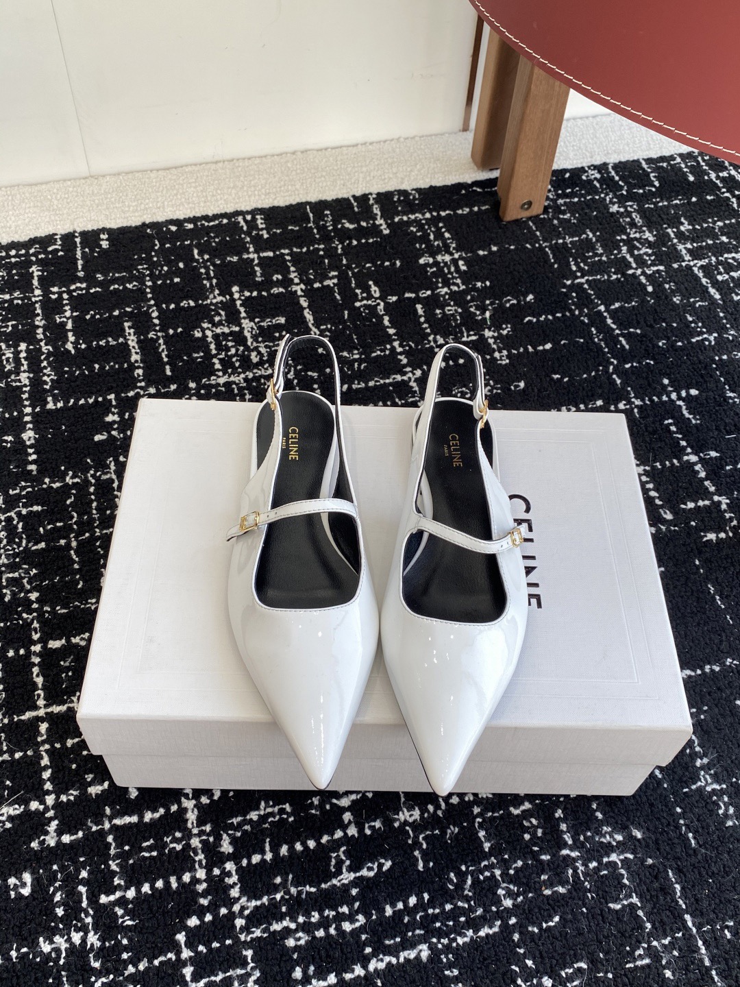 Women Top Quality C*eline shoes