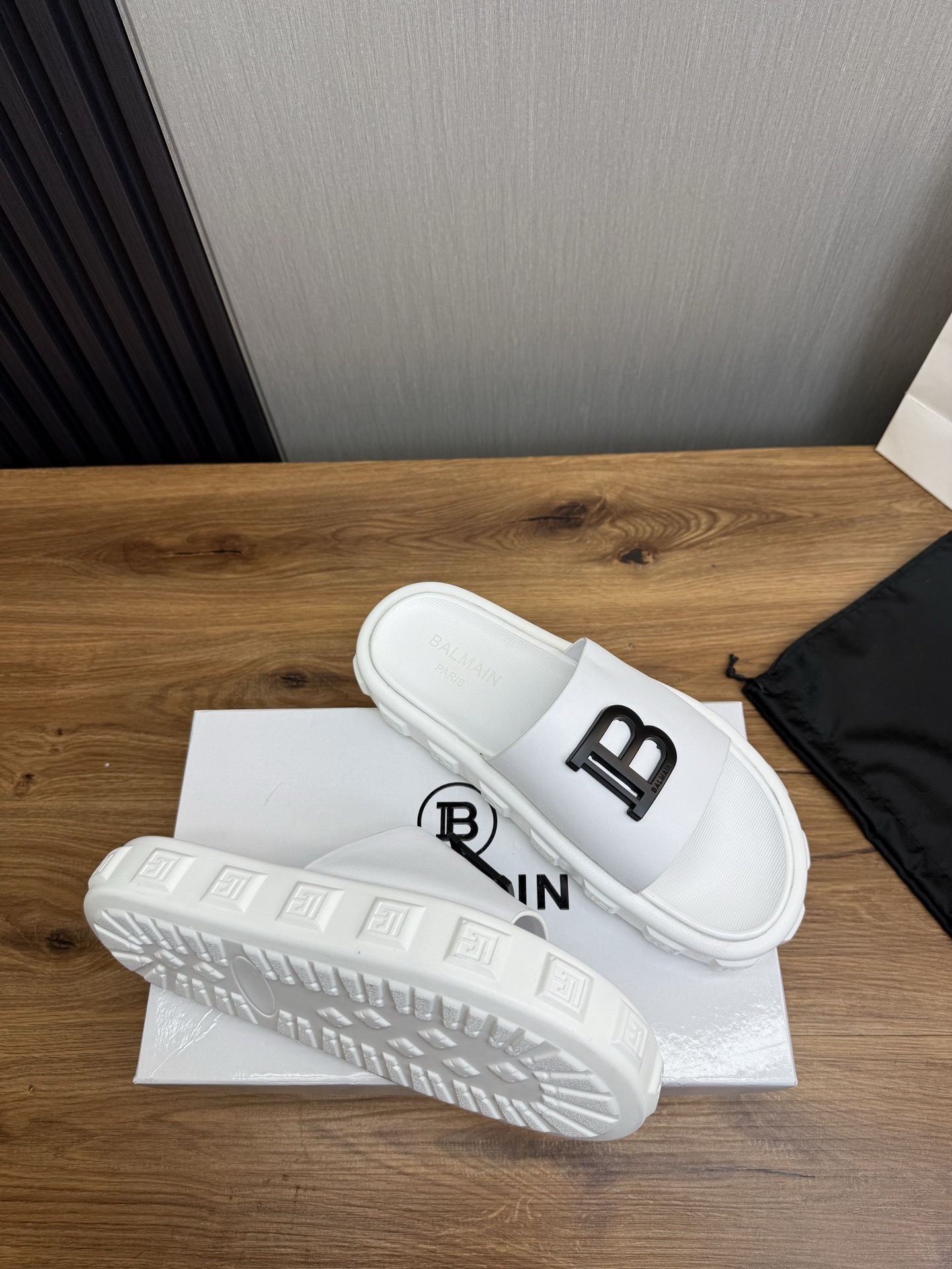 Women Men Top Quality B*almain shoes