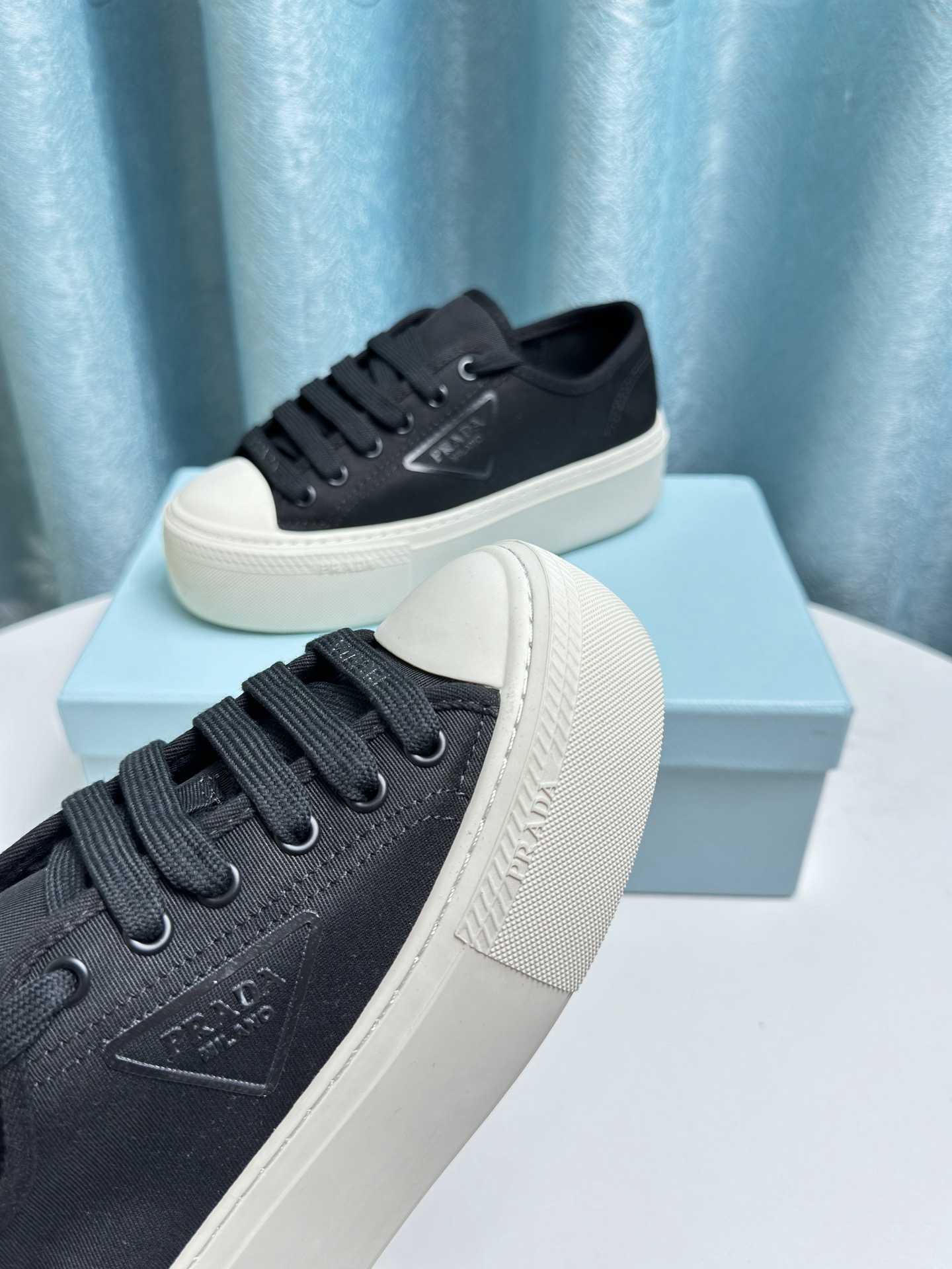 Women Men Top Quality P*rada shoes