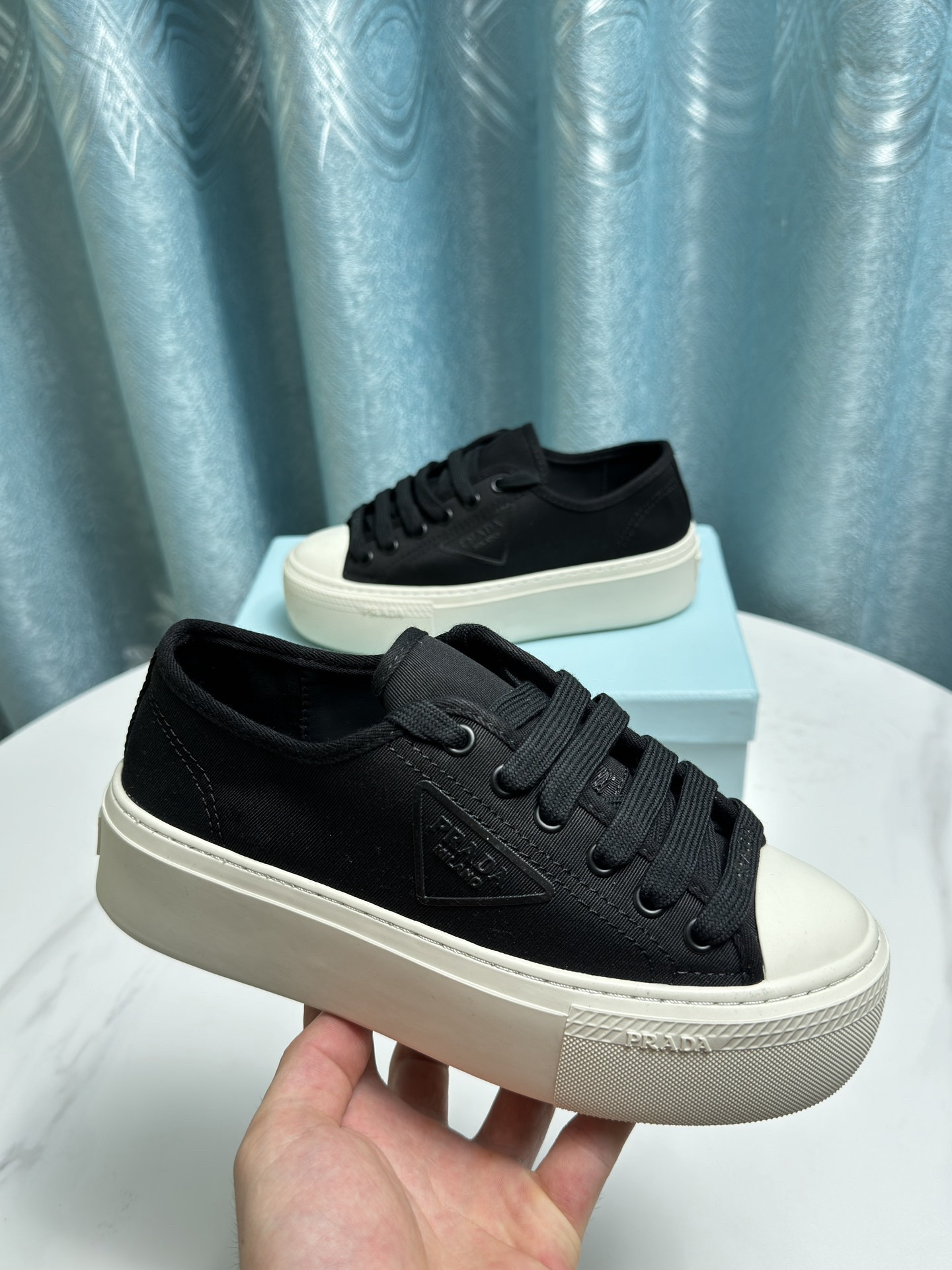 Women Men Top Quality P*rada shoes