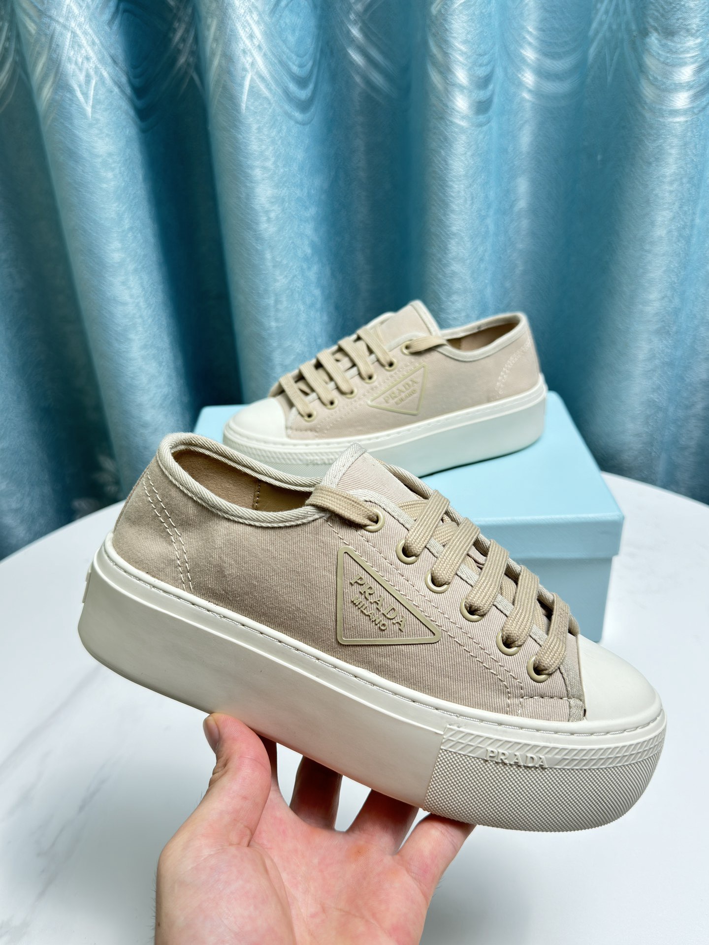 Women Men Top Quality P*rada shoes