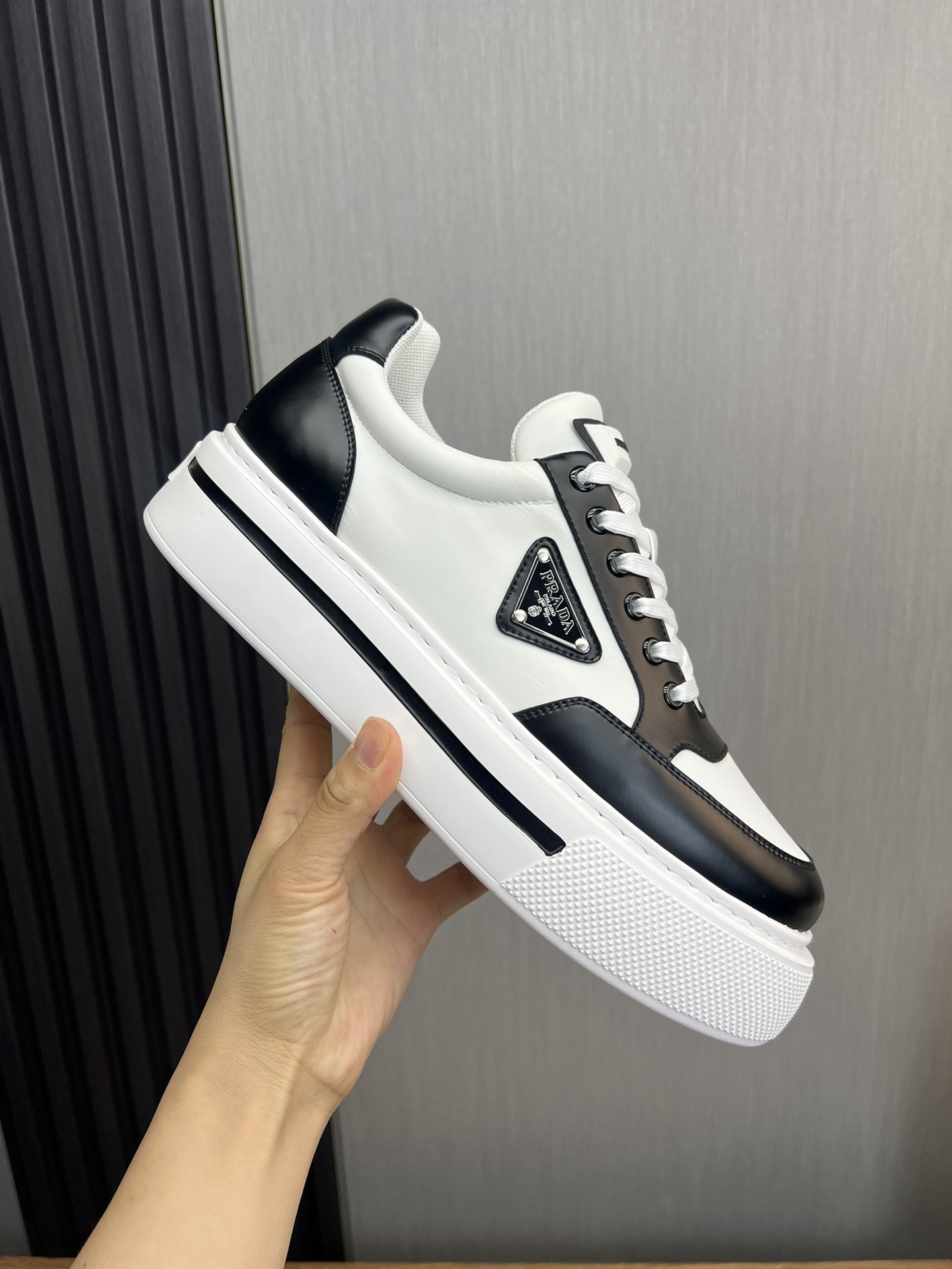 Women Men Top Quality P*rada shoes