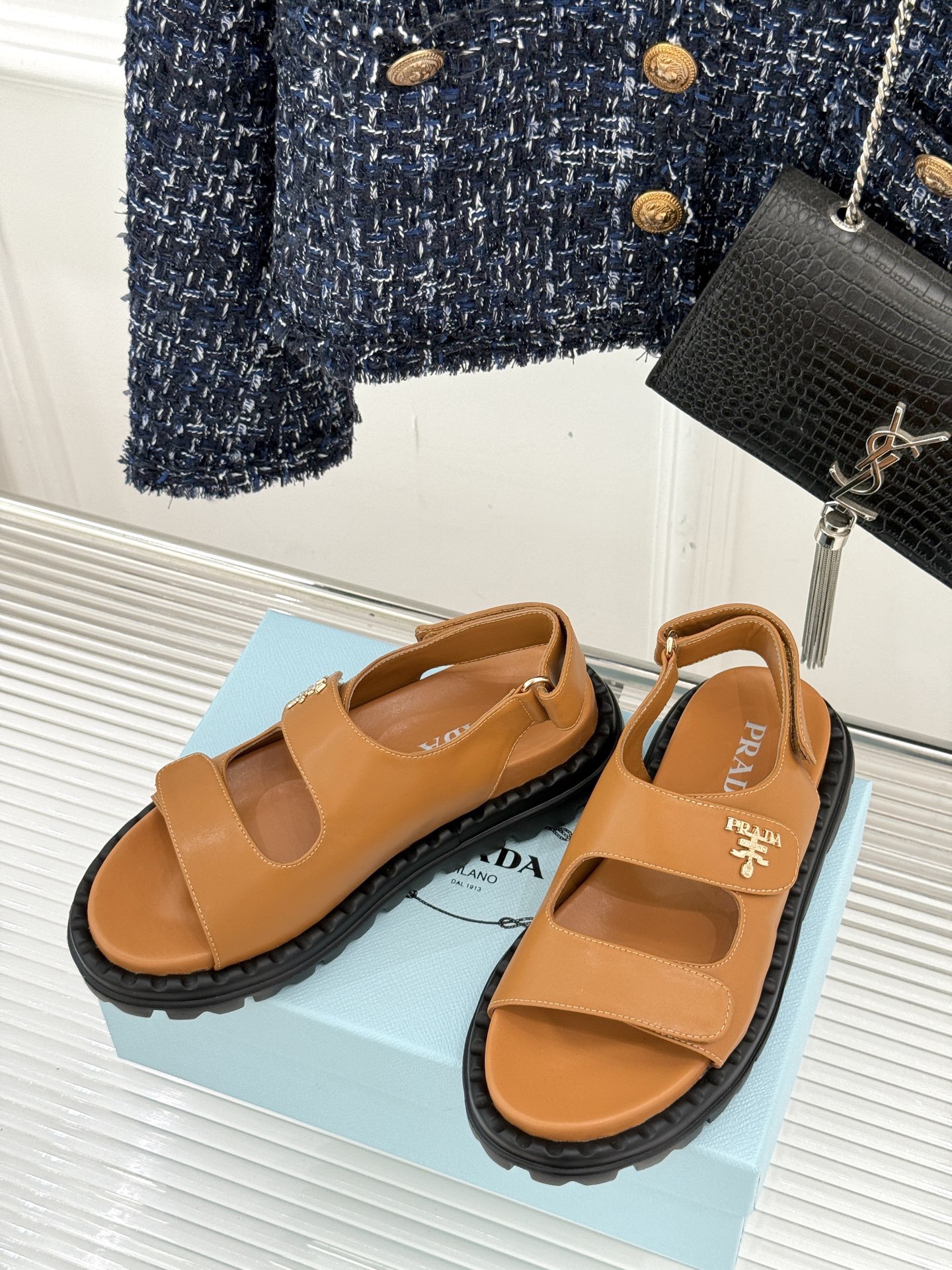 Women Men Top Quality P*rada shoes