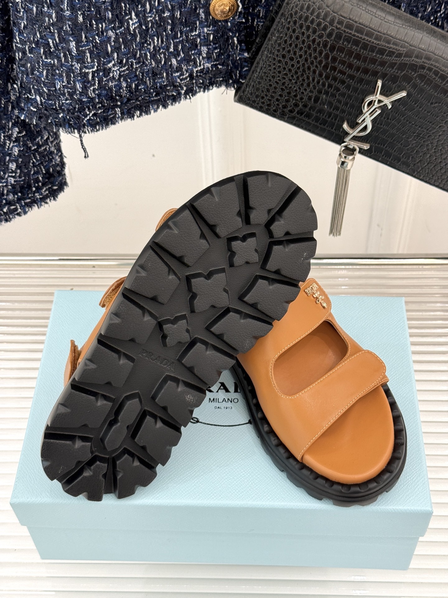 Women Men Top Quality P*rada shoes