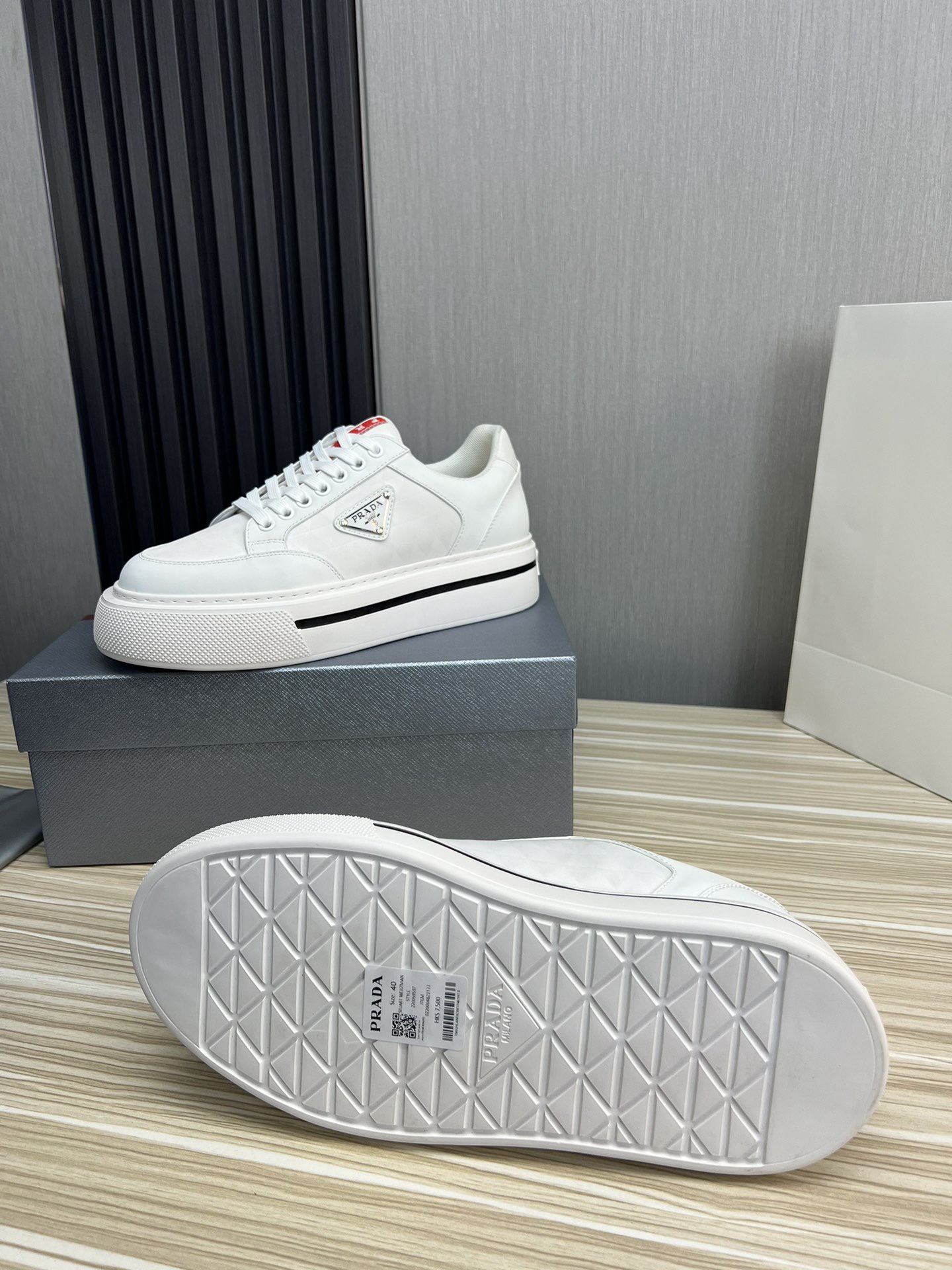 Women Men Top Quality P*rada shoes