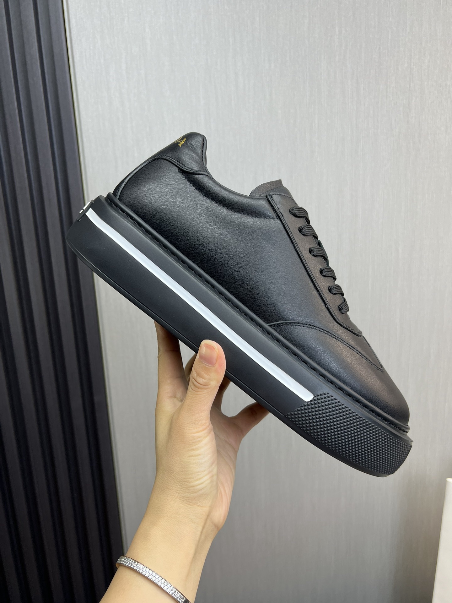 Women Men Top Quality P*rada shoes