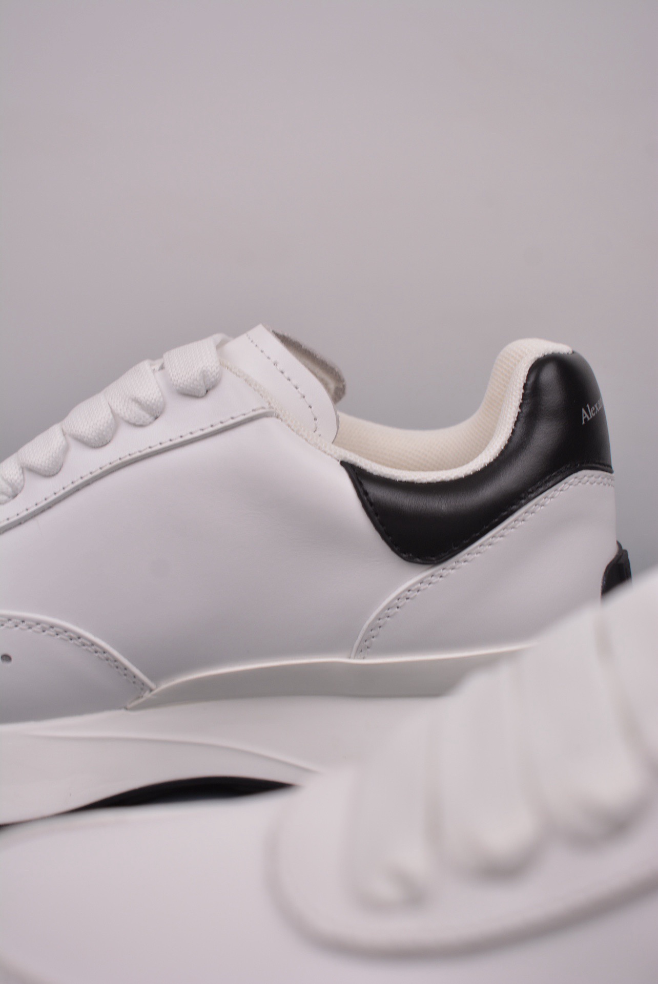 Men Women size 35-45 A*lexander M*cqueen Sneaker Top Quality 1:1