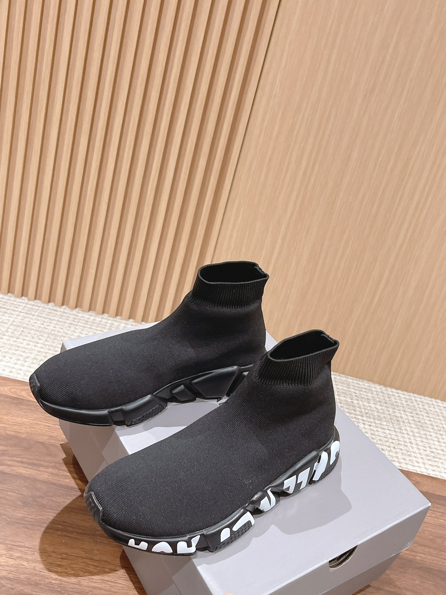 Men Women size 35-45 A*lexander M*cqueen Sneaker Top Quality 1:1