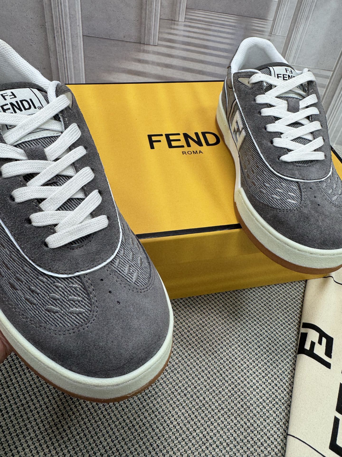 Men Women F*endi Top Sneakers size 35-46