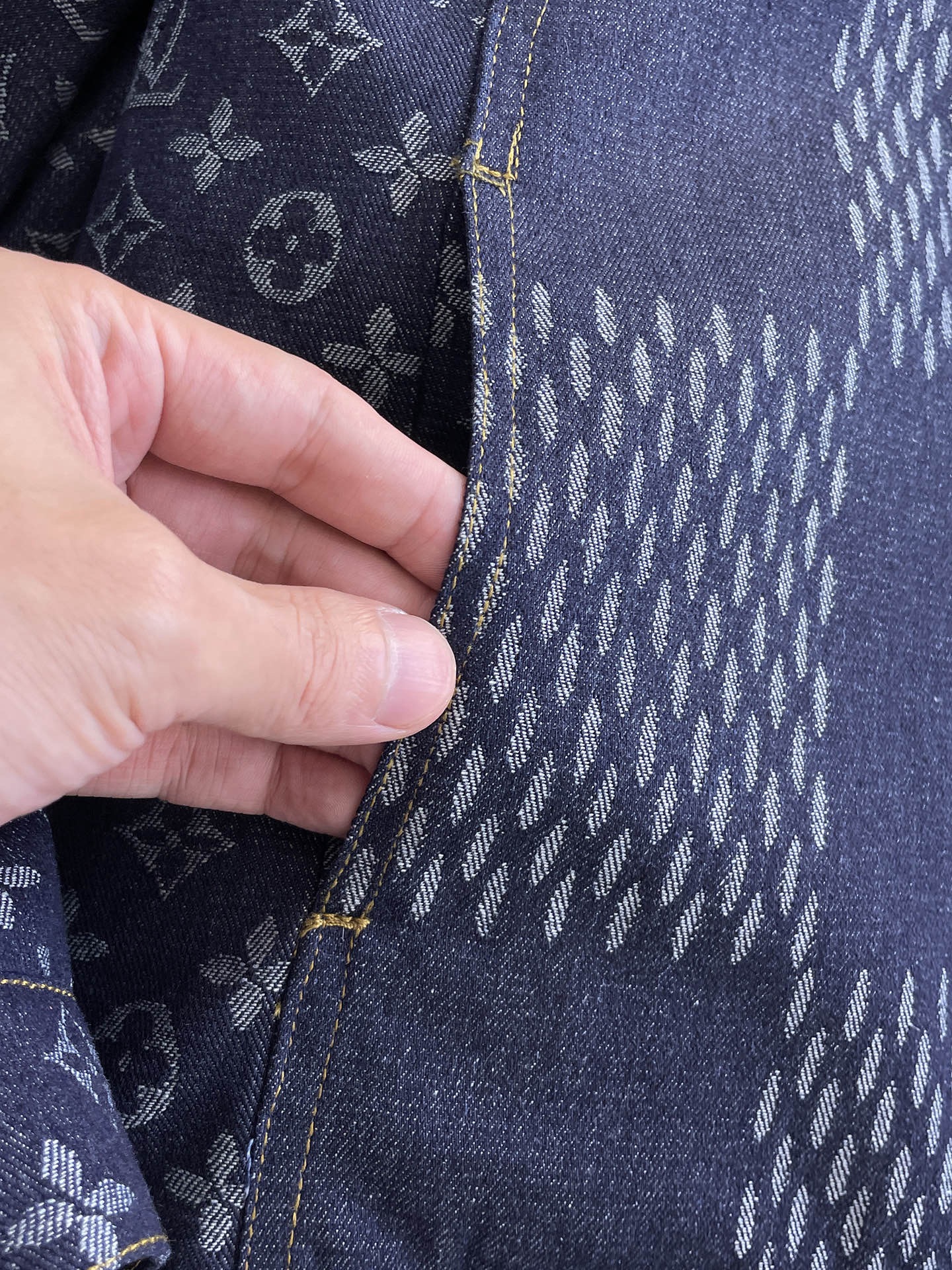 L*V Louis Vuitt*on Top Quality 1:1 Jacket