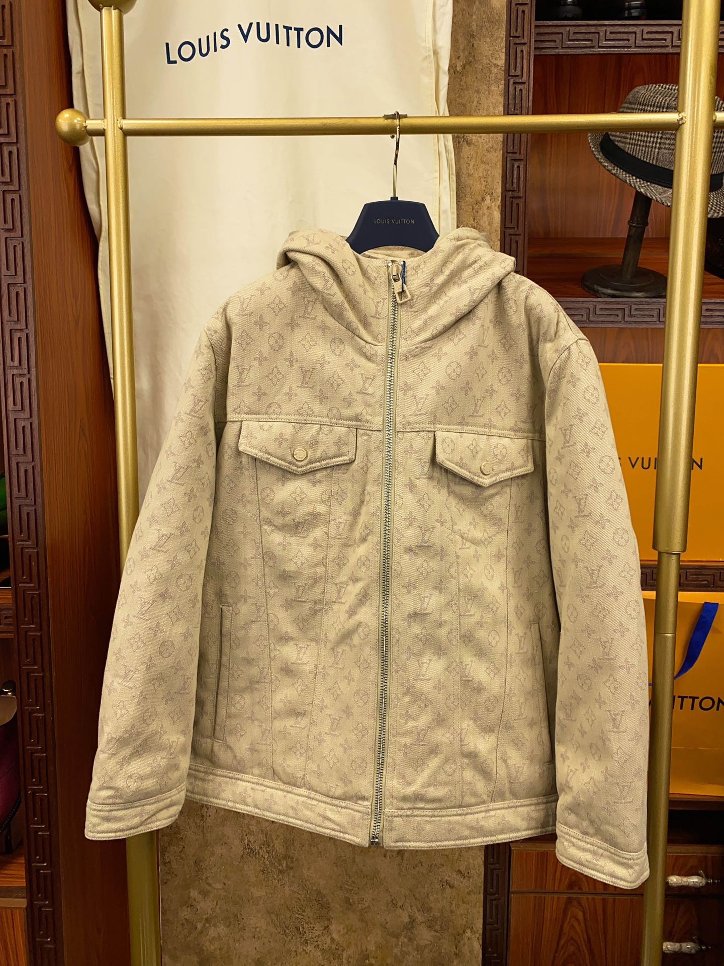 L*V Louis Vuitt*on Top Quality 1:1 Jacket