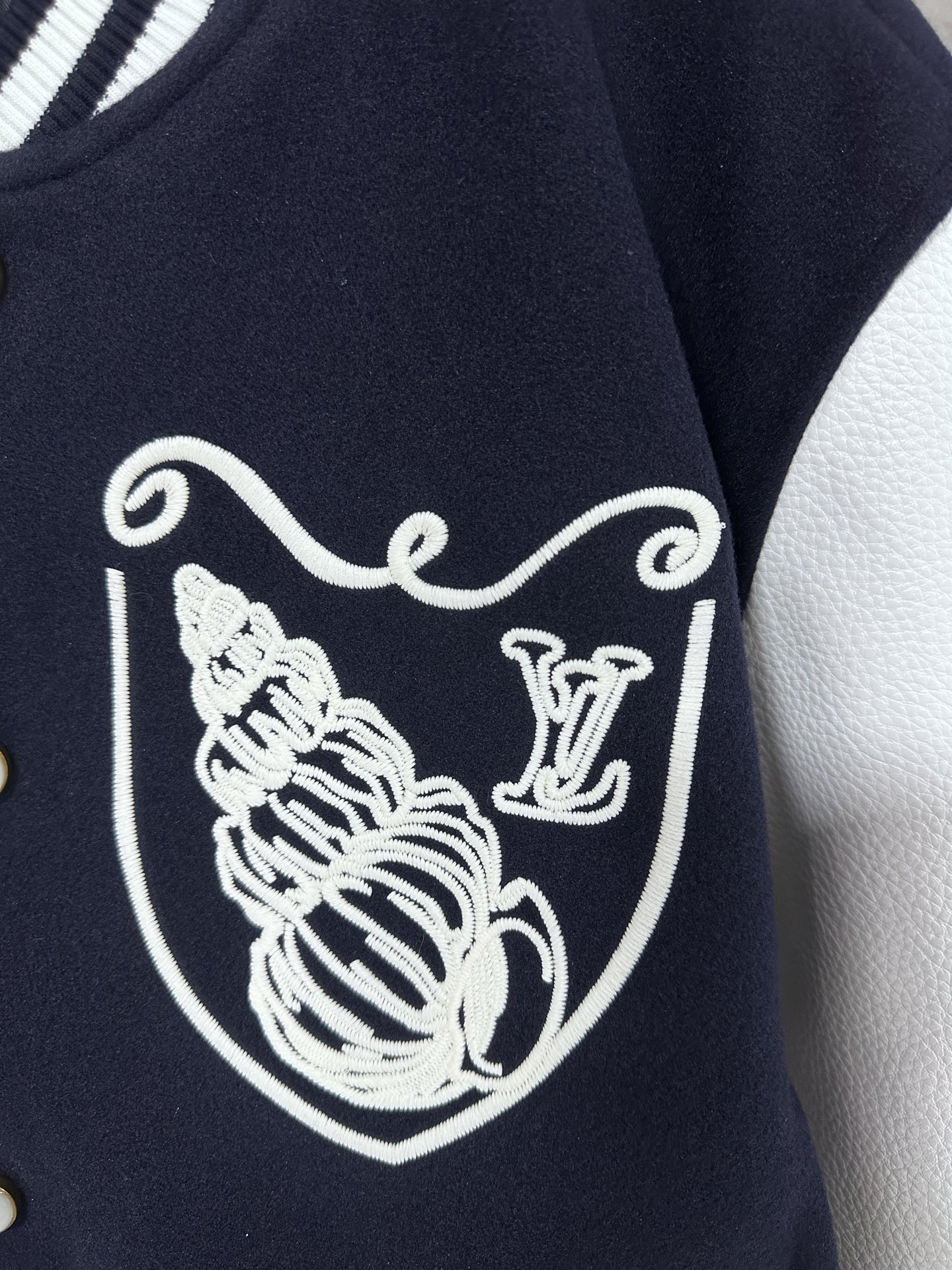 L*V Louis Vuitt*on Top Quality 1:1 Jacket