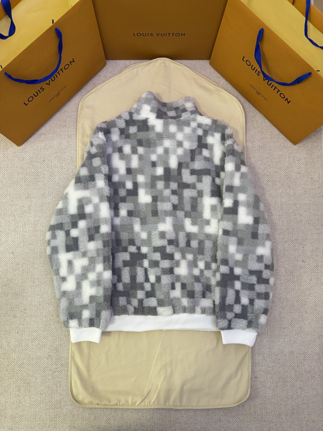 L*V Louis Vuitt*on Top Quality 1:1 Jacket