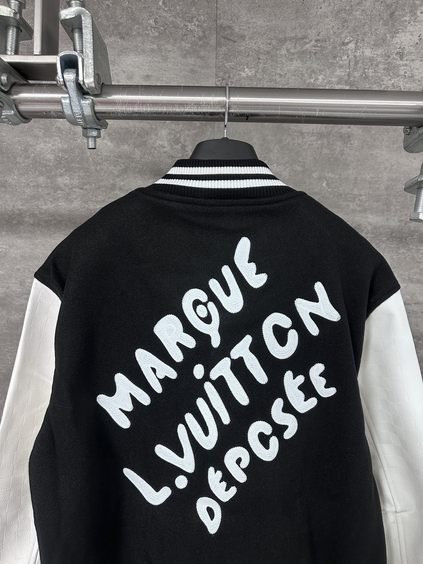 L*V Louis Vuitt*on Top Quality 1:1 Jacket