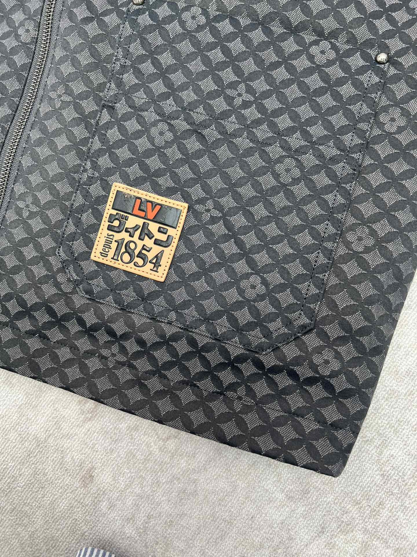 L*V Louis Vuitt*on Top Quality 1:1 Jacket