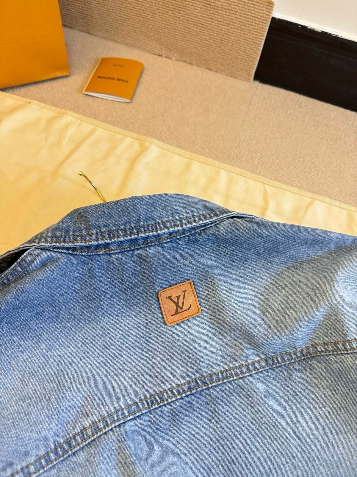 L*V Louis Vuitt*on Top Quality 1:1 Jacket