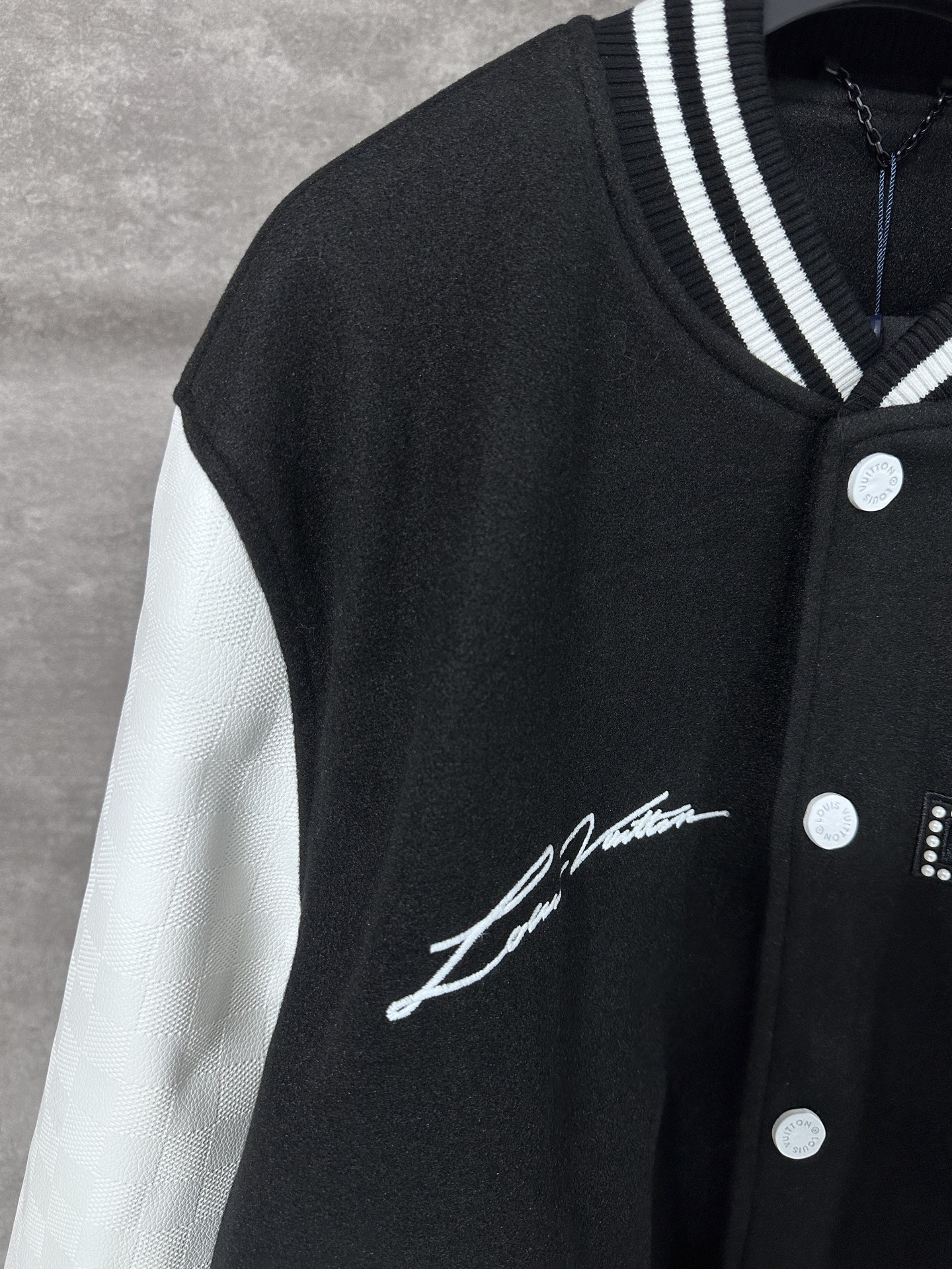 L*V Louis Vuitt*on Top Quality 1:1 Jacket