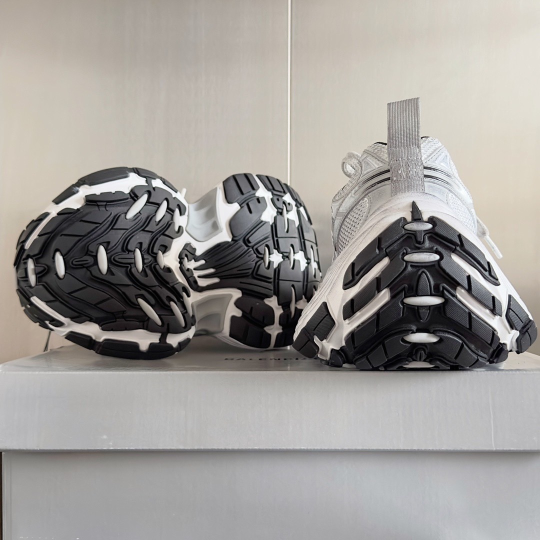 WOMEN SIZE 35-39 Men SIZE 39-45 B*alenciaga Sneaker Top quality 1:1