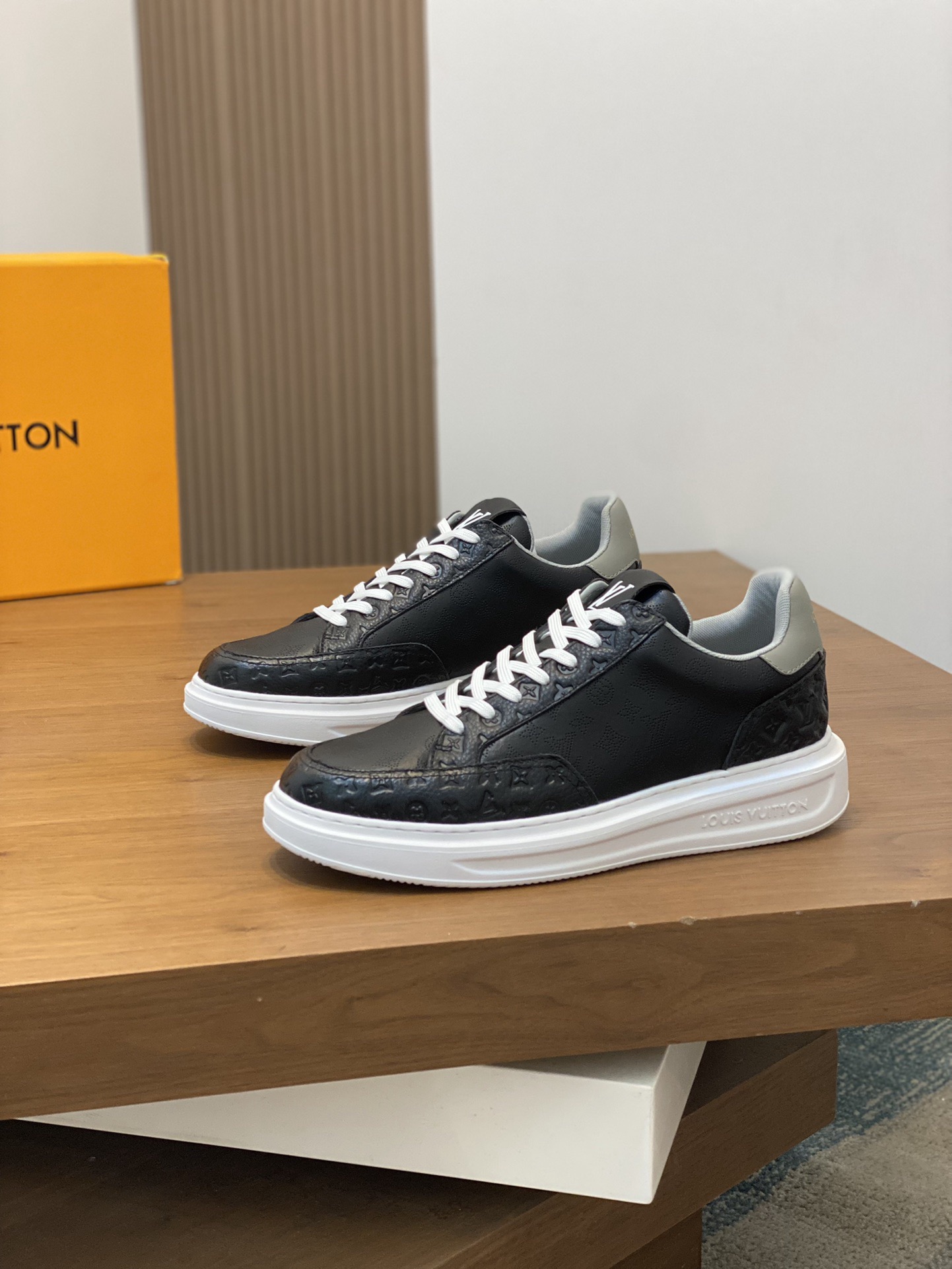 Men L*ouis V*uitton Top Sneaker L*V Shoes