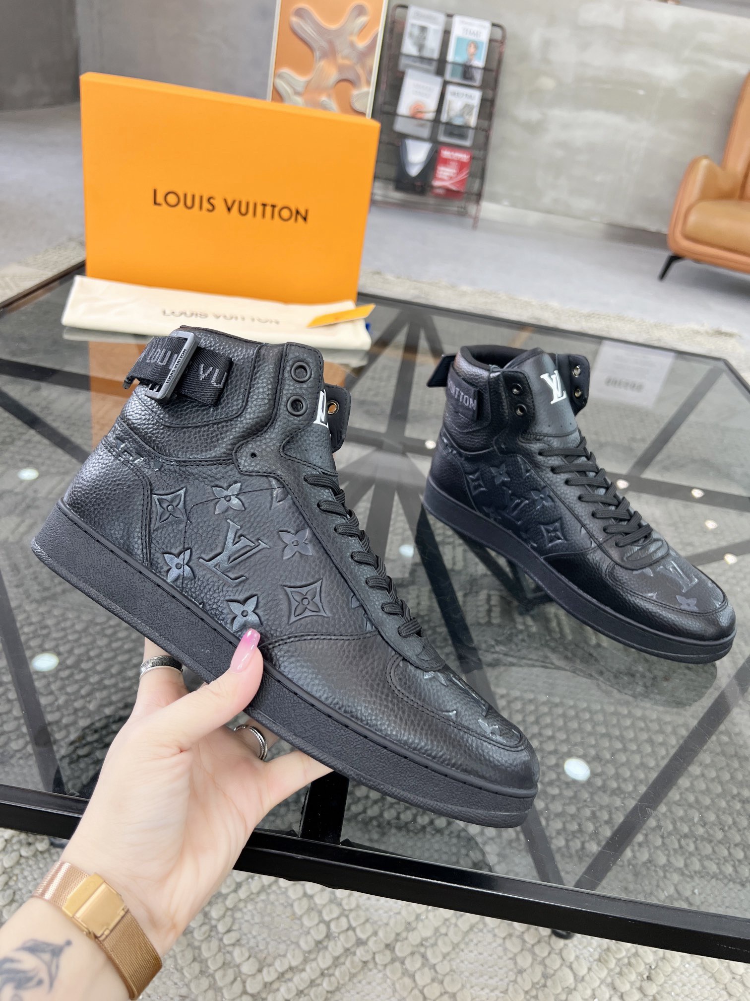 Men L*ouis V*uitton Top Sneaker L*V Shoes