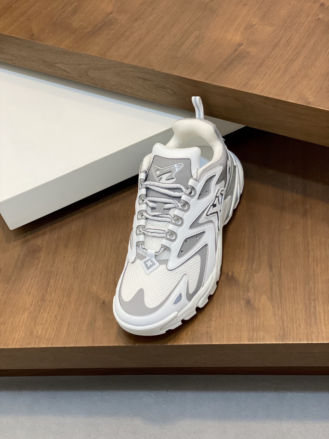 Men L*ouis V*uitton Top Sneaker L*V Shoes